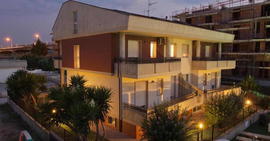 Hotel Principe Residence Васто Стая снимка