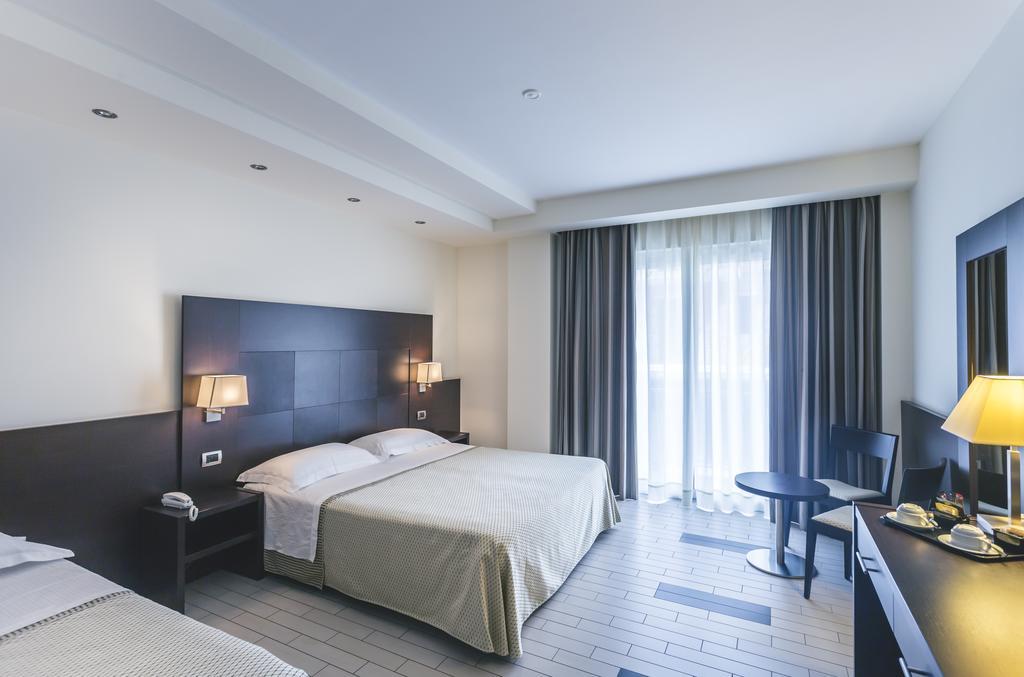 Hotel Principe Residence Васто Екстериор снимка