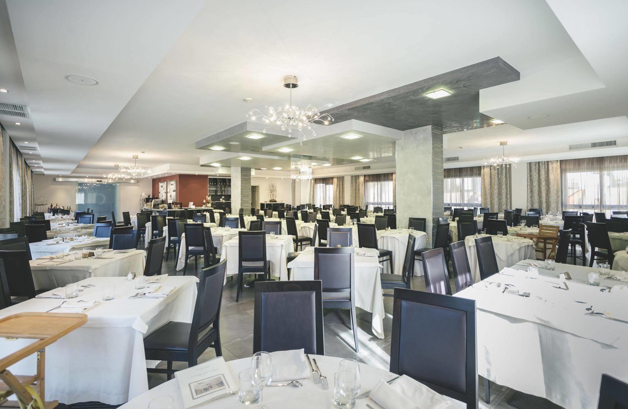 Hotel Principe Residence Васто Екстериор снимка