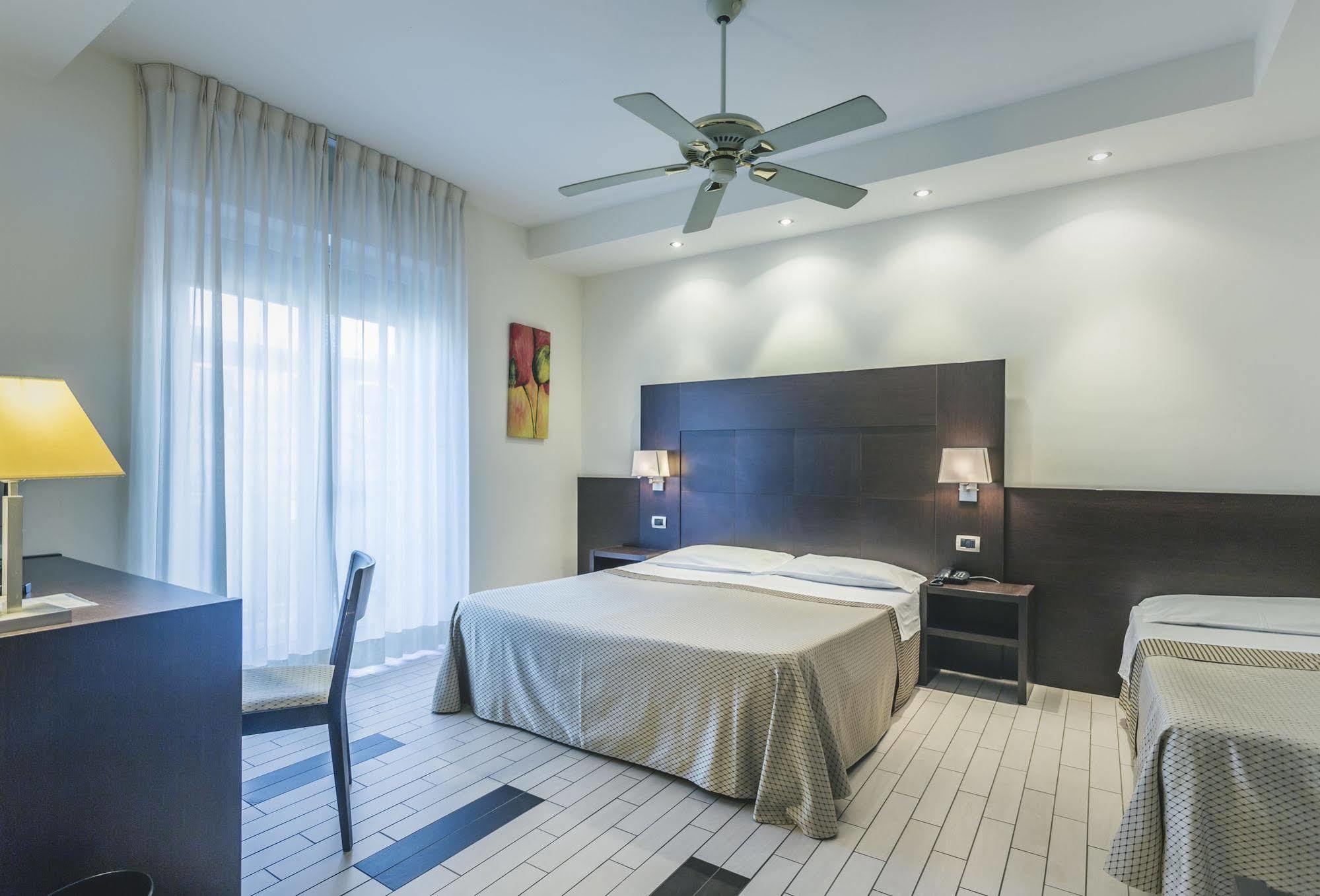 Hotel Principe Residence Васто Екстериор снимка